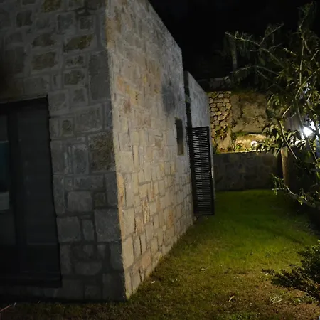 فيلة Stone With Private Pool